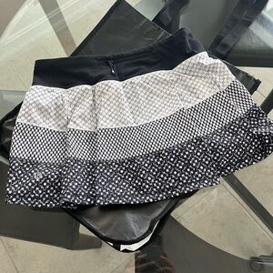 Pace Rival Skirt, Size 4, Regular lenght.